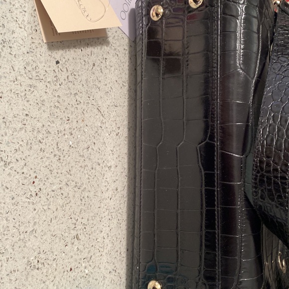 Black croc-embossed Rosalie bag. Never used has removable shoulder strap - Picture 4 of 7